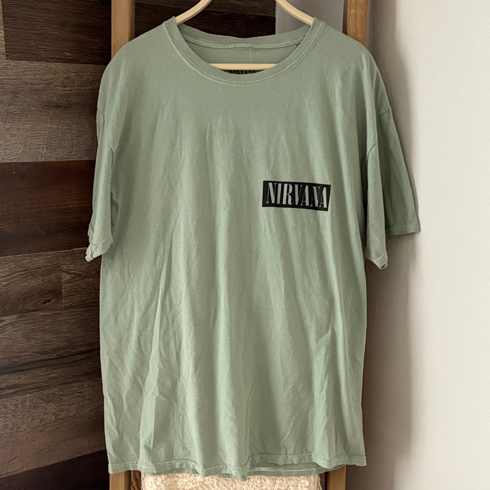 NIRVANA Something in the Way Tee